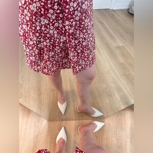Brand new white heeled slippers